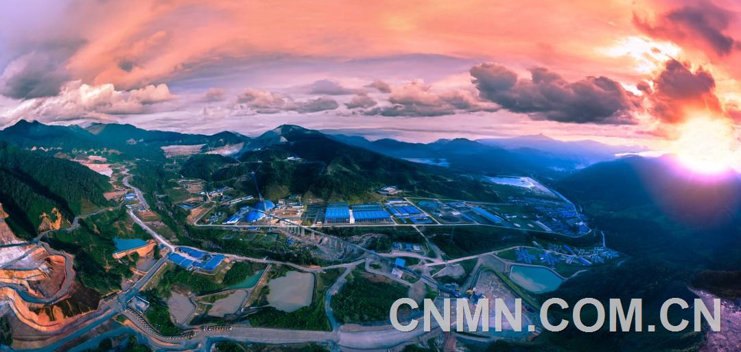铜陵米兰体育厄瓜多尔米拉多铜矿全景图